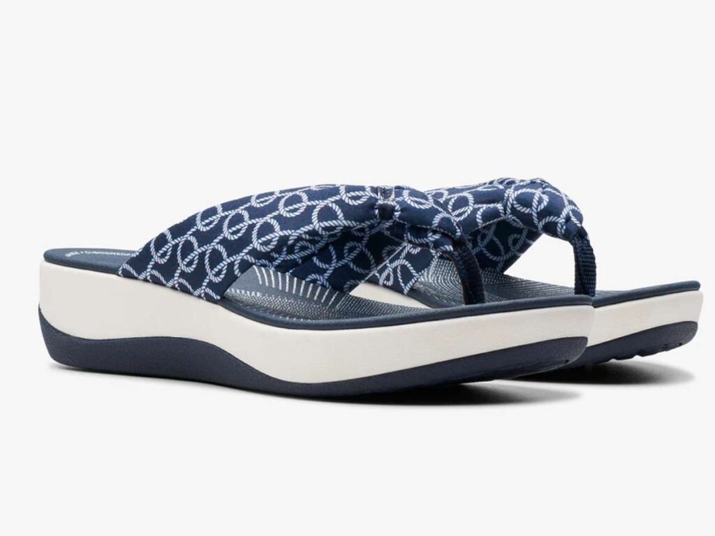 10 Best Comfiest Sandals for Walking 5 10 Best Comfiest Sandals for Walking 5