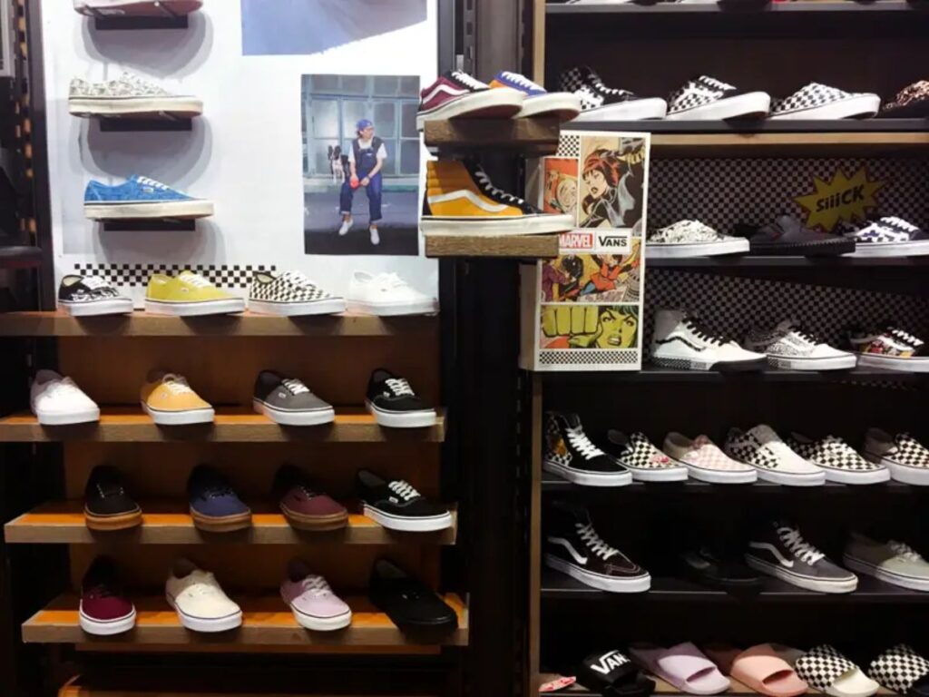 Top 10 Footwear Distribution Channels 3 Top 10 Footwear Distribution Channels 3