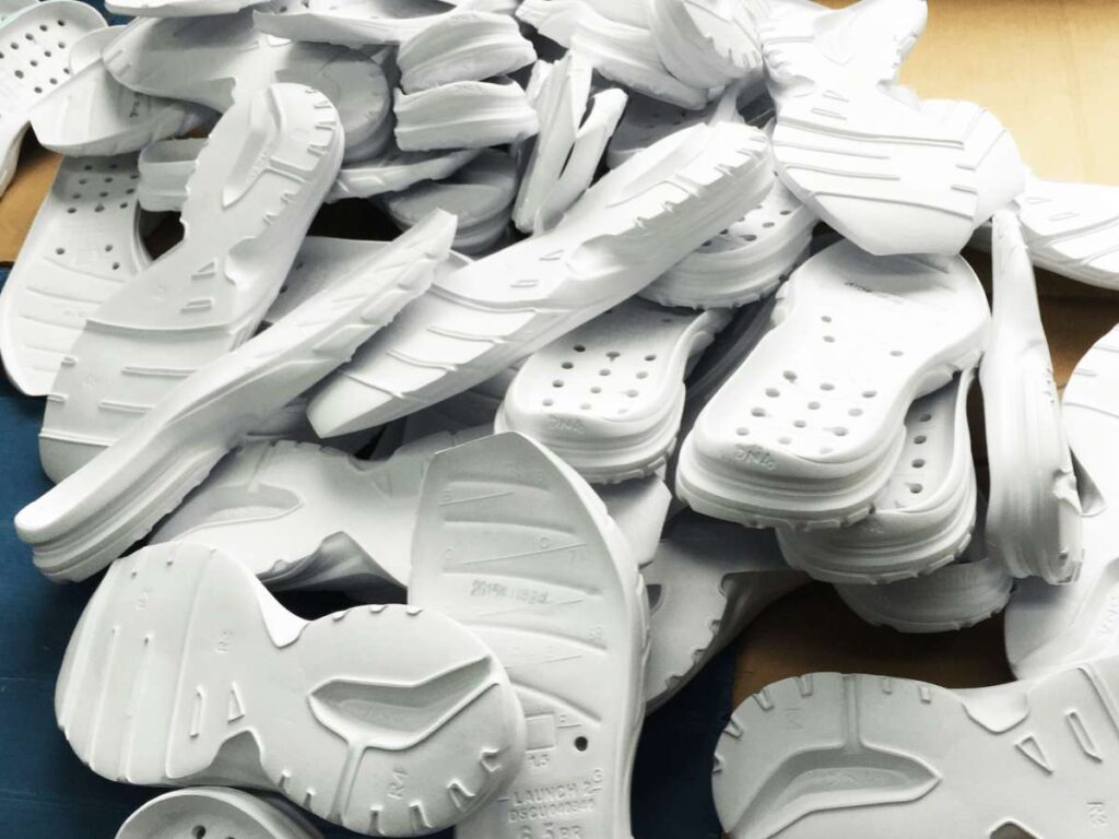 How to Manufacture a Shoe: Step by Step Guide 4 How to Manufacture a Shoe: Step by Step Guide 4