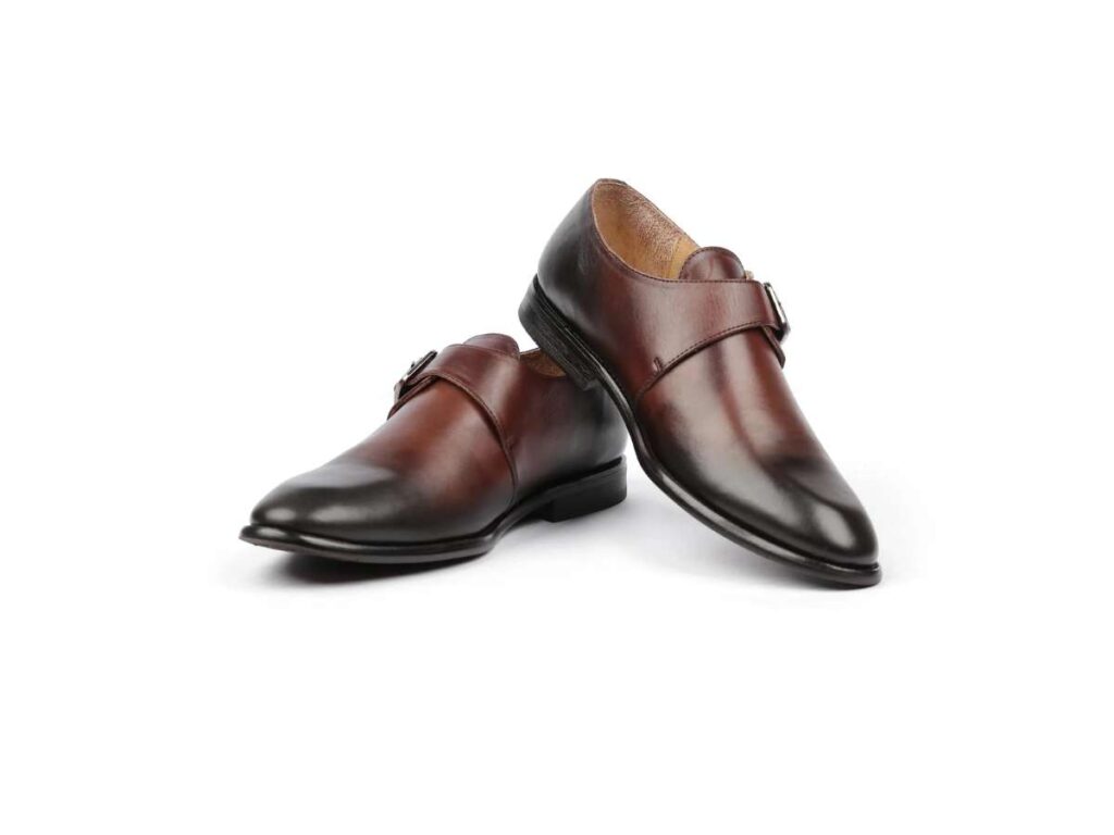 Top 7 Shoes Manufacturers in Pakistan 14 Top 7 Shoes Manufacturers in Pakistan 14