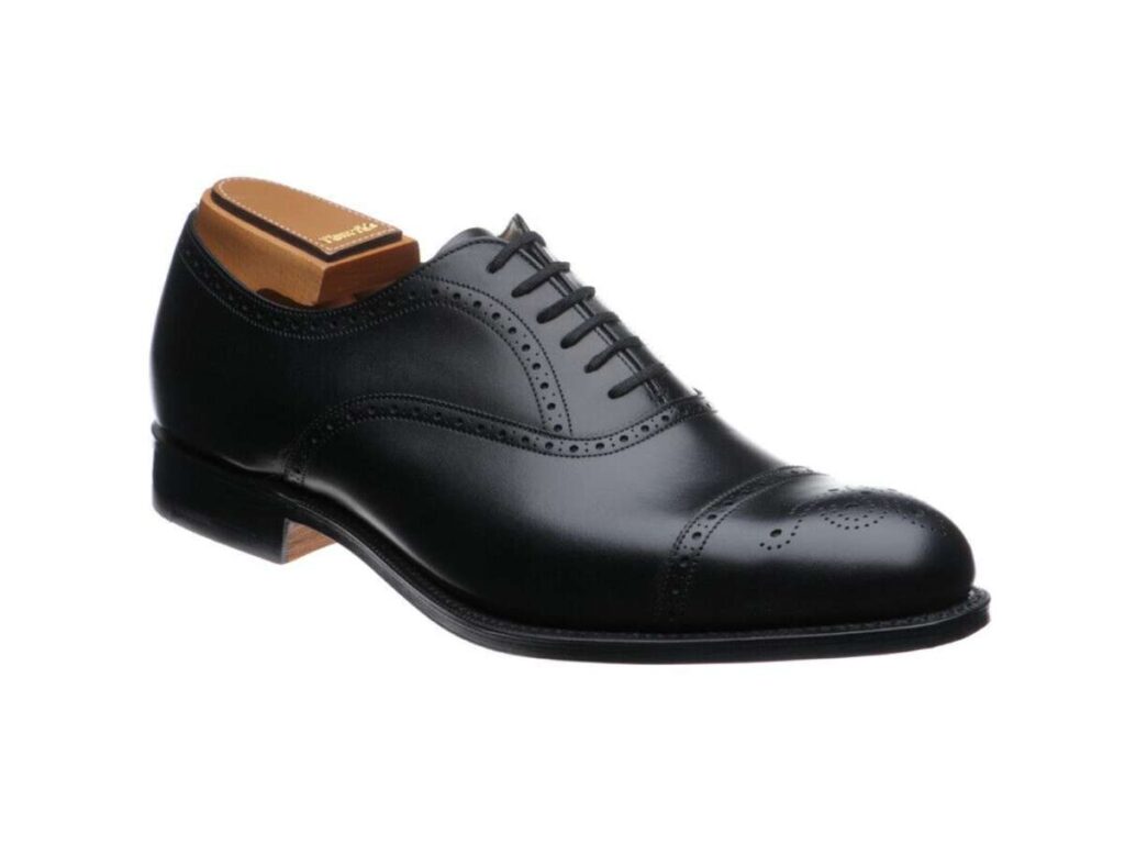 Top 9 Shoes Manufacturers in the UK 2 Top 9 Shoes Manufacturers in the UK 2